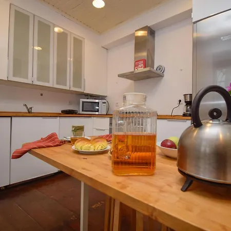 Seaside Family Townhouse - 100m From The Sea! * Cascais