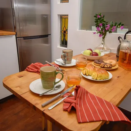 Seaside Family Townhouse - 100m From The Sea! Cascais