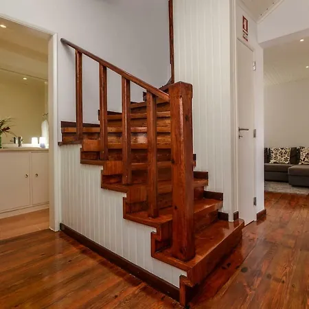 Seaside Family Townhouse - 100m From The Sea! Apartment