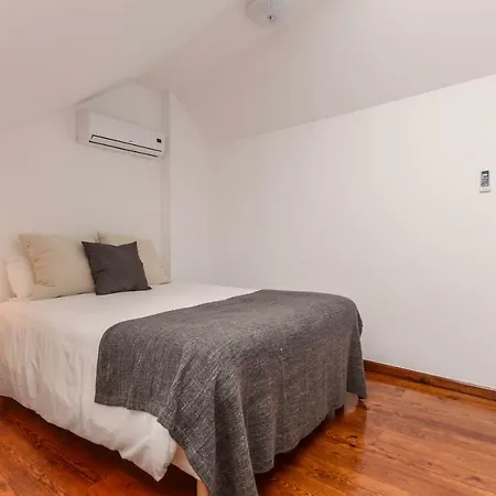 Seaside Family Townhouse - 100m From The Sea! Apartman *