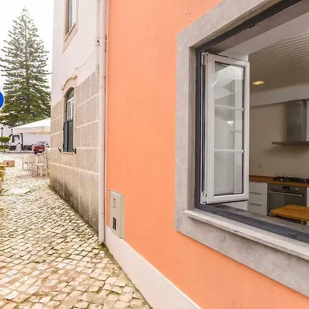 Apartman Seaside Family Townhouse - 100m From The Sea! Cascais