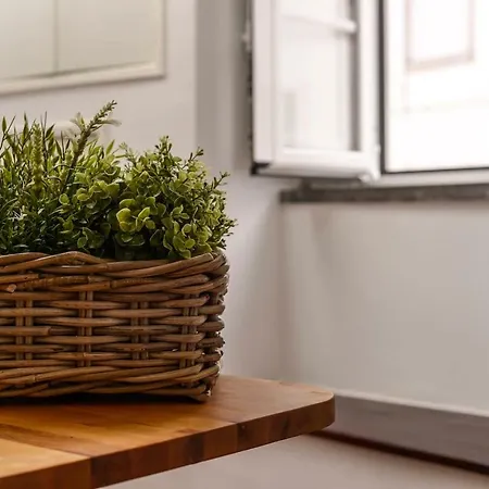 Seaside Family Townhouse - 100m From The Sea! *