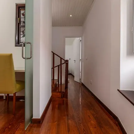 Seaside Family Townhouse - 100m From The Sea! Cascais