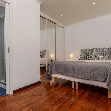 Daire Seaside Family Townhouse - 100m From The Sea! Cascais