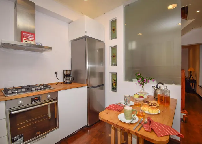 Seaside Family Townhouse - 100m From The Sea! شقة كاسكايس