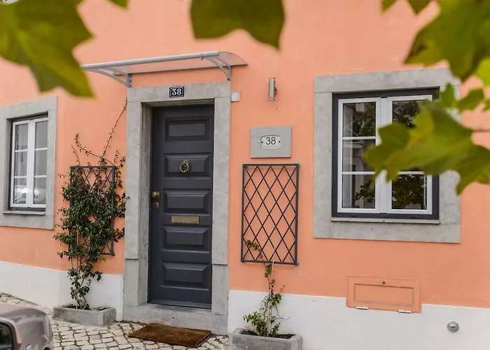 شقة Seaside Family Townhouse - 100m From The Sea! كاسكايس